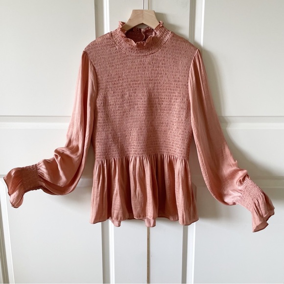 Vici Smocked Mock Neck Long Sleeve Peach Peplum Blouse Top Size Large - Picture 2 of 12